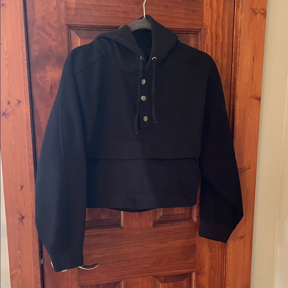 Black Cropped Hoodie
